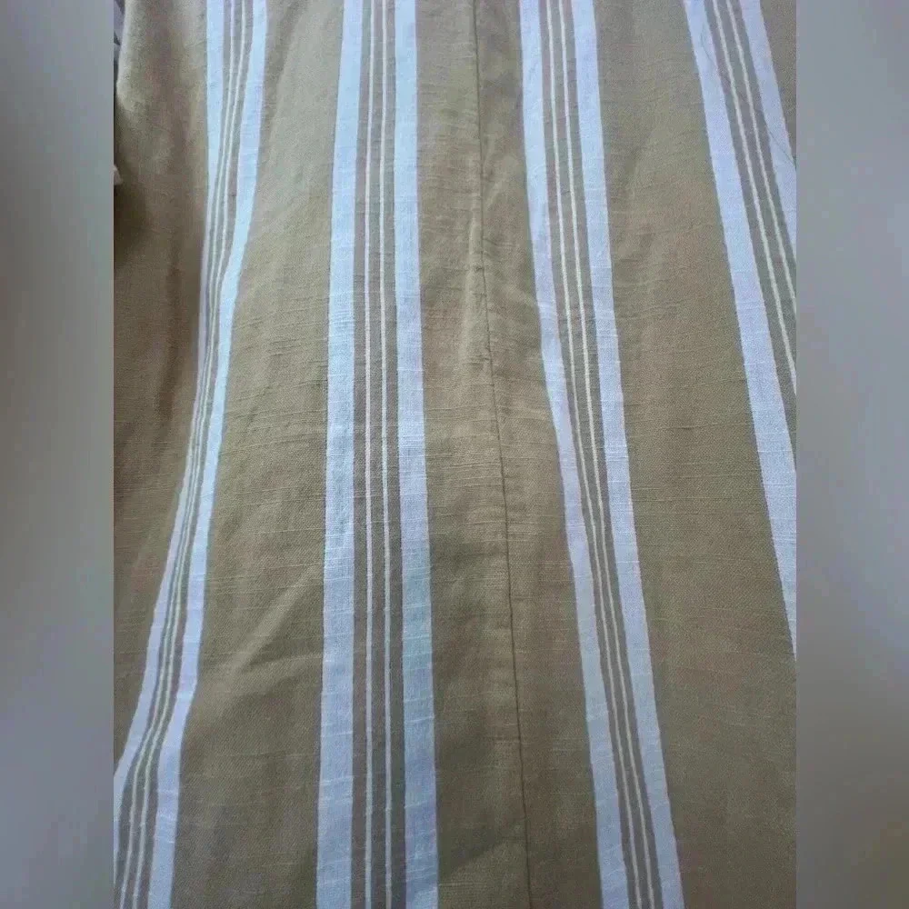 Eileen Fisher fits large